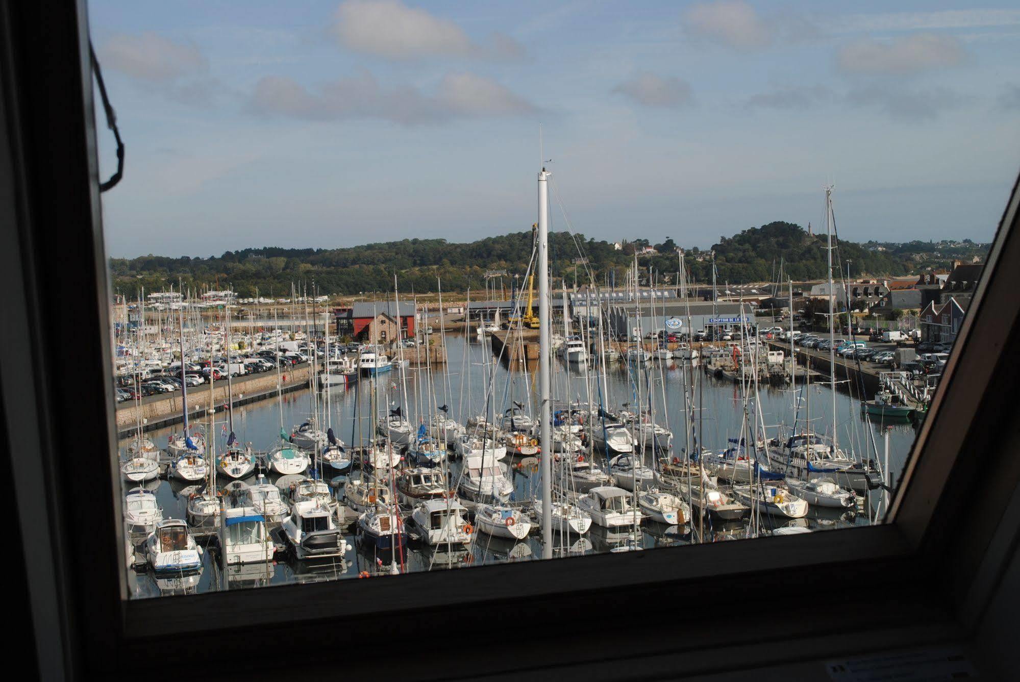 Hotel Le Goelo - Port De Paimpol Exterior foto
